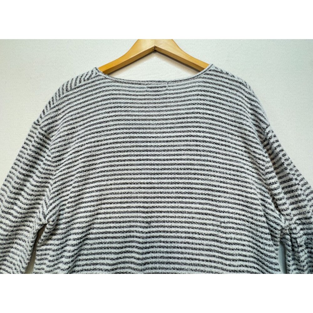 Lane Bryant Womens Chevron Knitted Sweater Size 18/20 Black Gray V-Neck Pullover - Picture 10 of 11